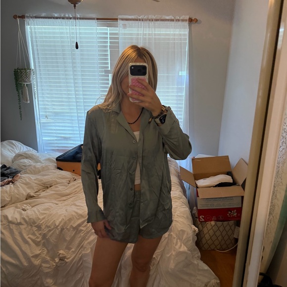 AUDEN SATIN PJS - Picture 2 of 14